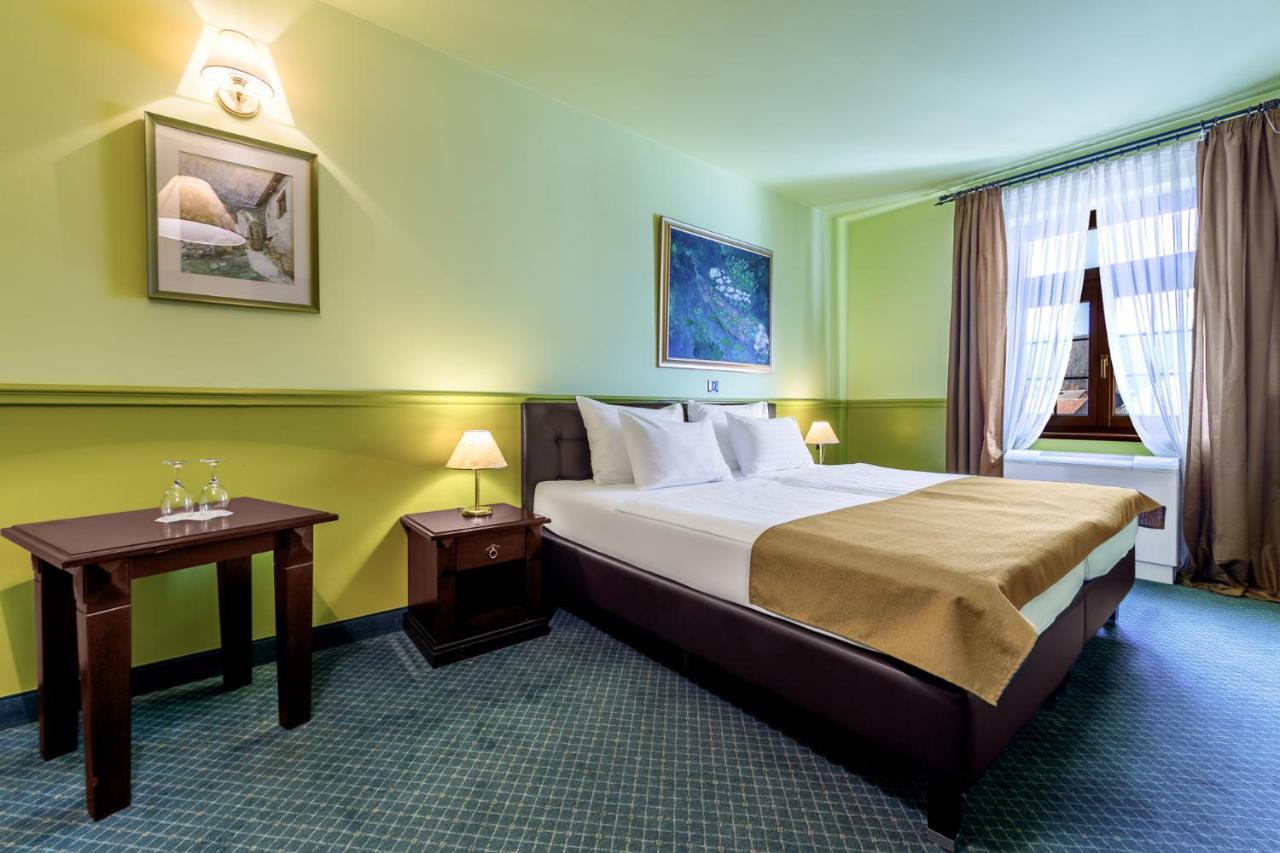 Hotel Bitoraj Fuzine Luaran gambar