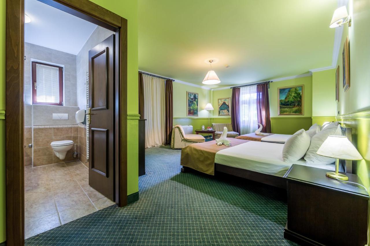 Hotel Bitoraj Fuzine Luaran gambar