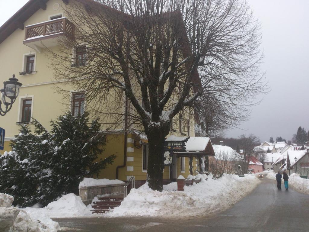 Hotel Bitoraj Fuzine Luaran gambar